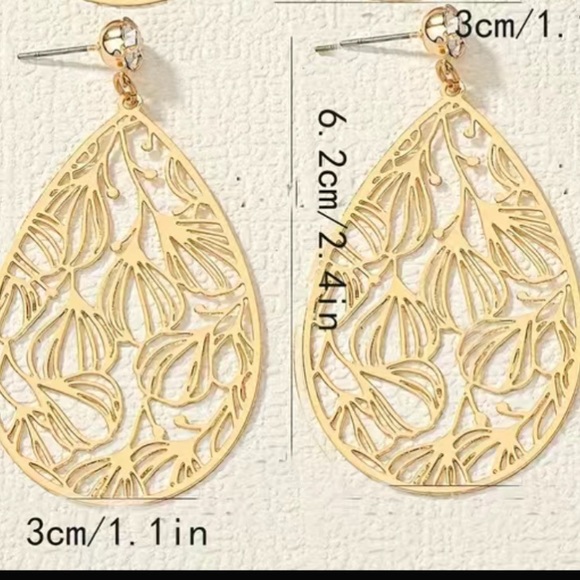 Gold Cut Metal Abstract Design Teardrop Earrings - Picture 2 of 4